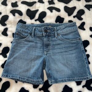 Wrangler Retro Mae Mid-Rise Valerie Short